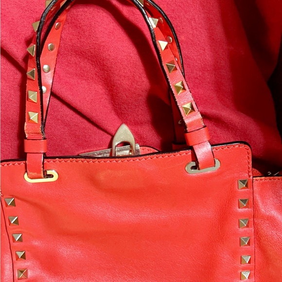 Authentic 💯 Valentino Rockstud Bag 💼 - Picture 4 of 17